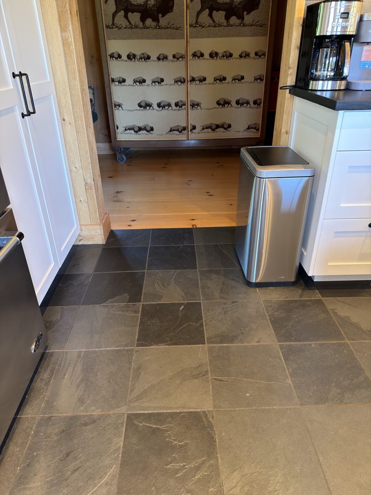Lodge Dark Stone Floor Tiles